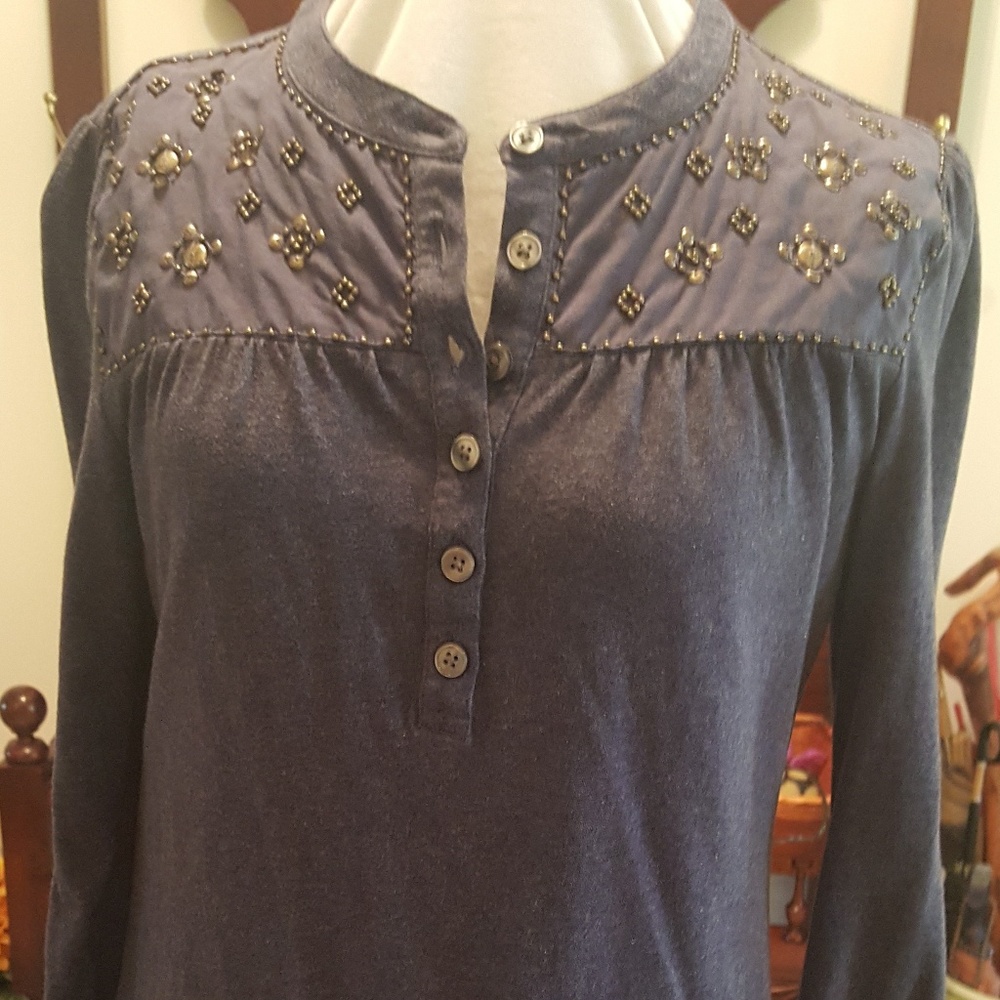 Women's clothinh